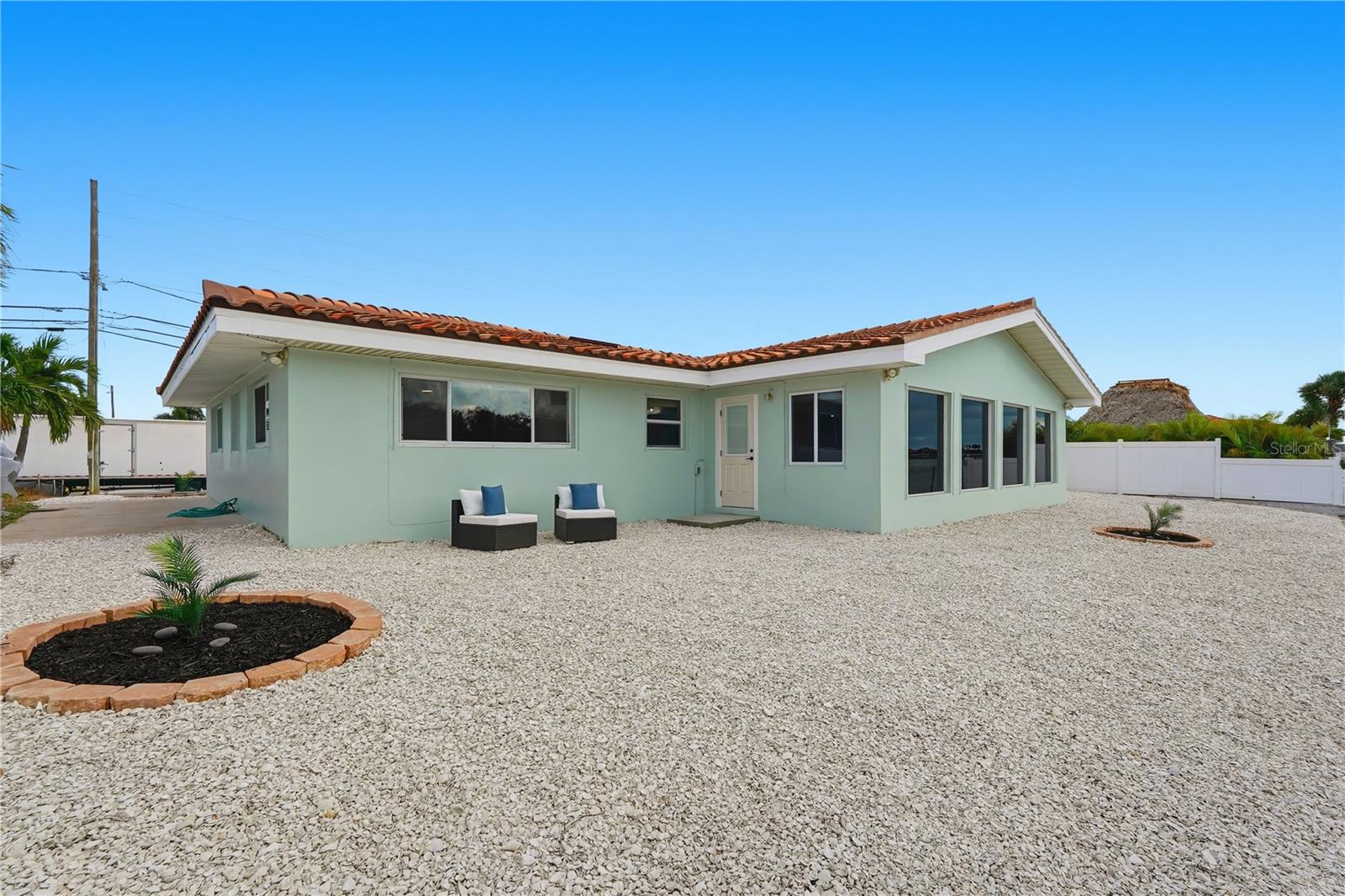 Image 15 of 22 For 1391 Sea Gull Drive S