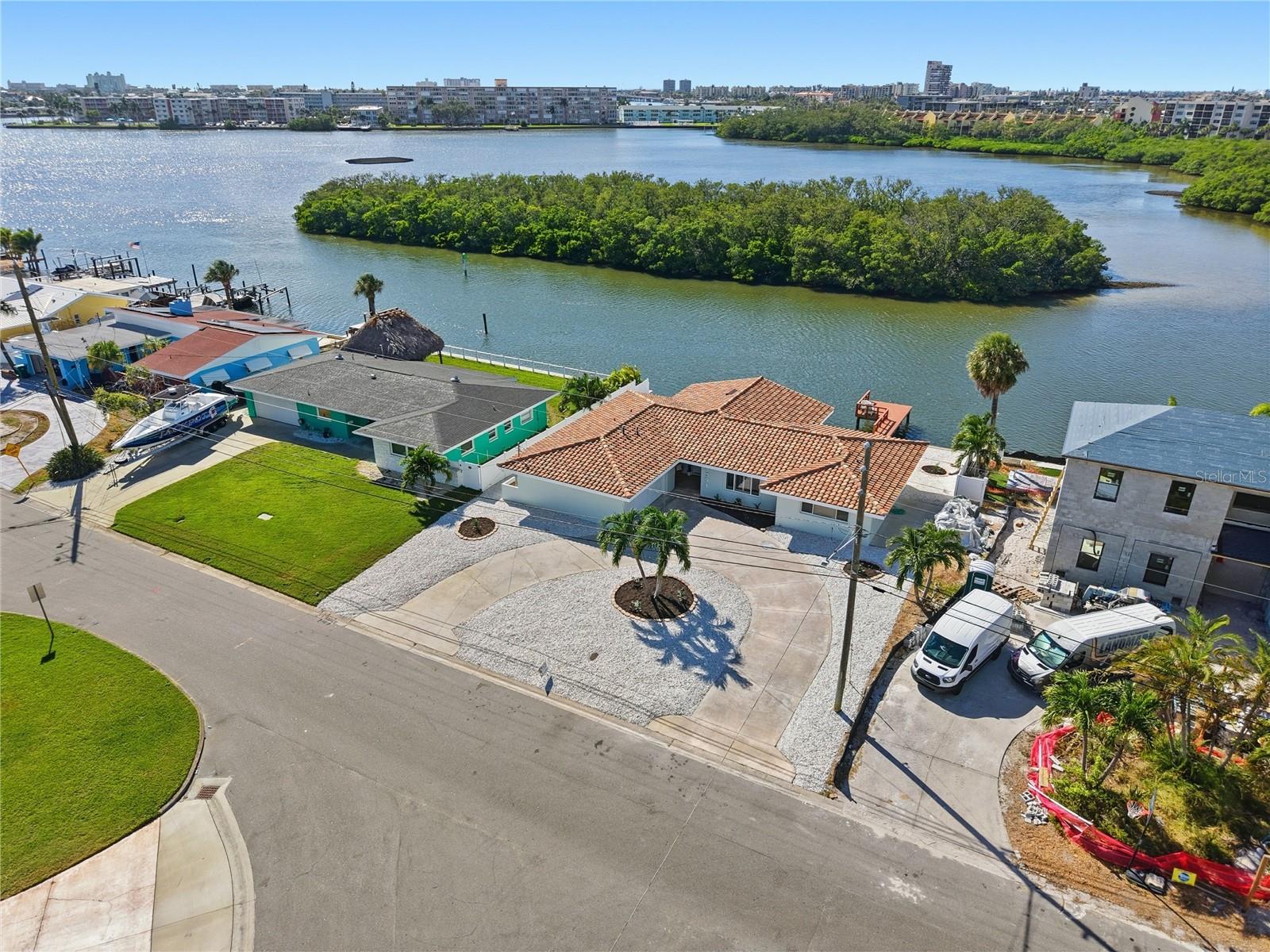 Image 31 of 33 For 1391 Sea Gull Drive S