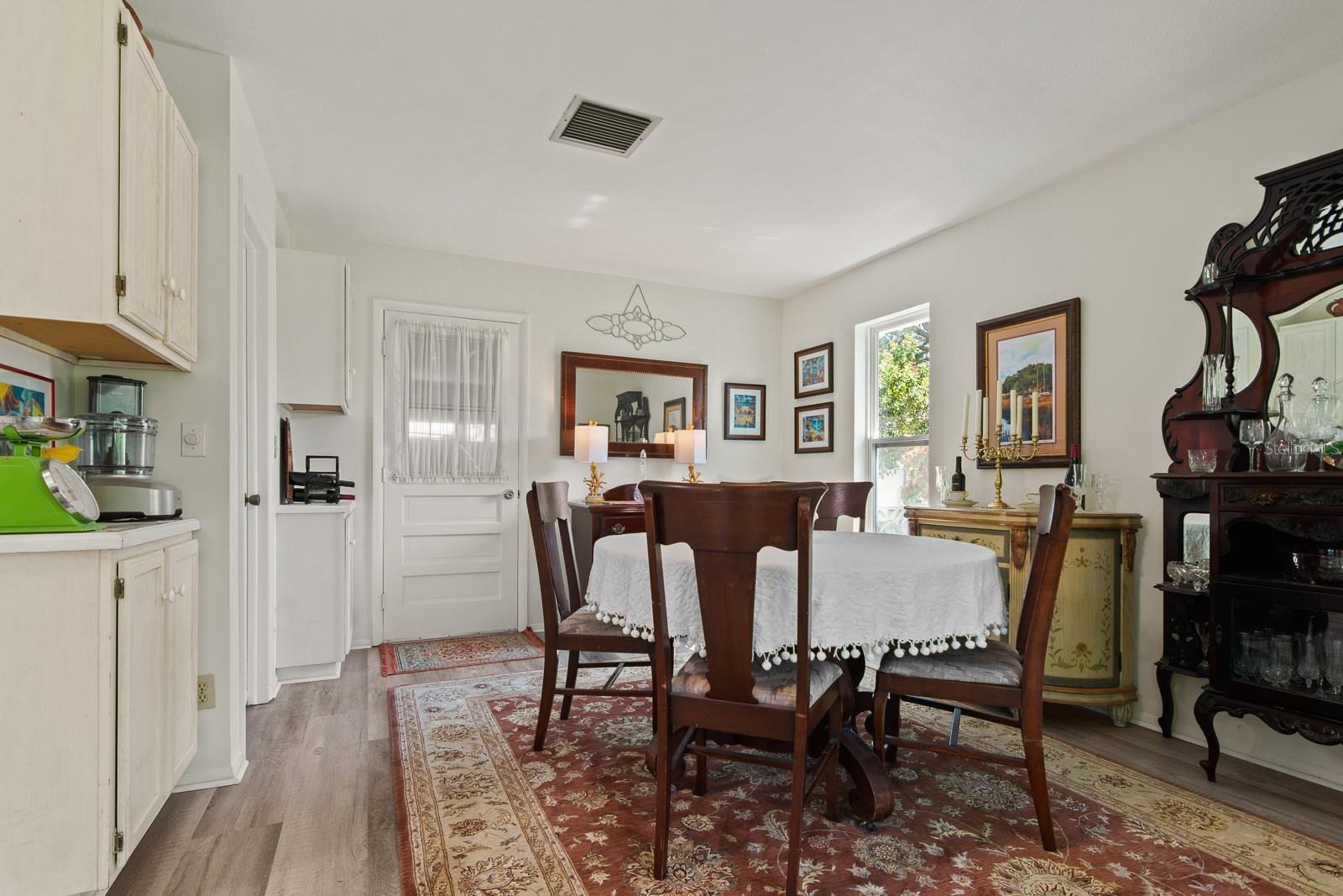 Image 20 of 45 For 1212 Timberbrooke Drive