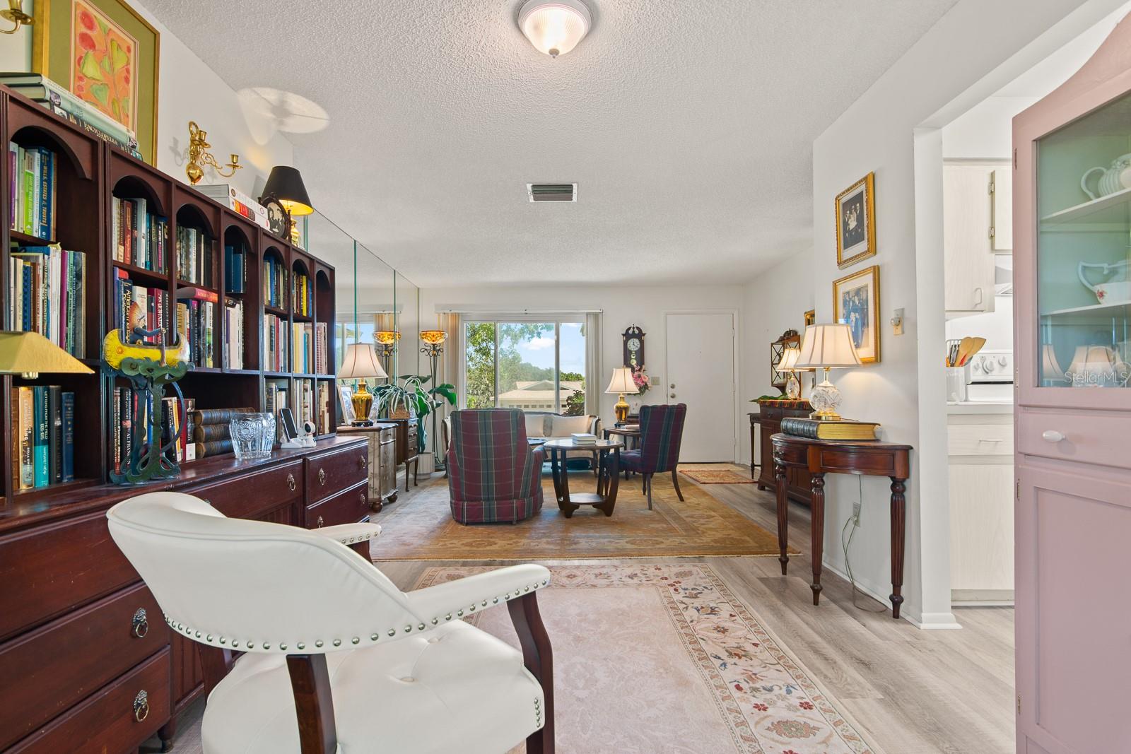 Image 8 of 45 For 1212 Timberbrooke Drive