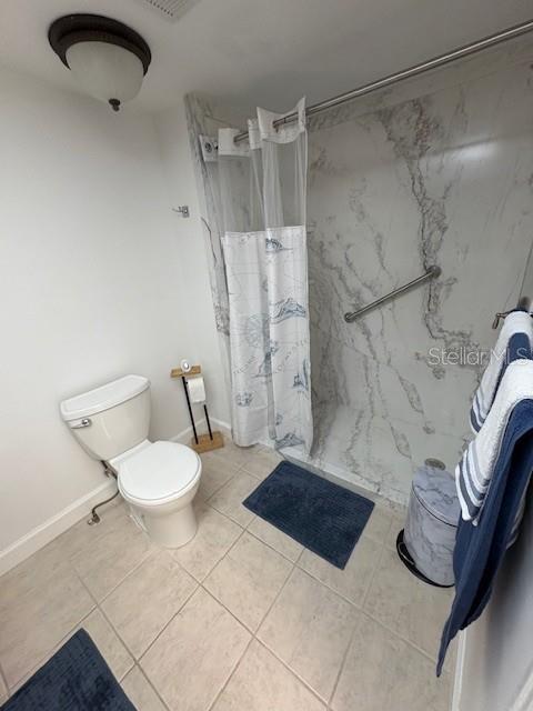 Image 13 of 24 For 147 Bluff View Drive 303