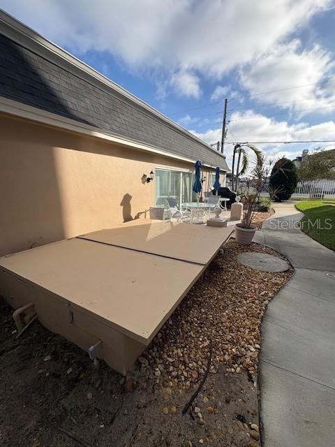 Image 22 of 24 For 147 Bluff View Drive 303