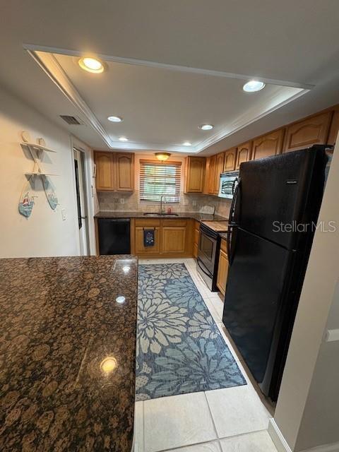 Image 4 of 24 For 147 Bluff View Drive 303