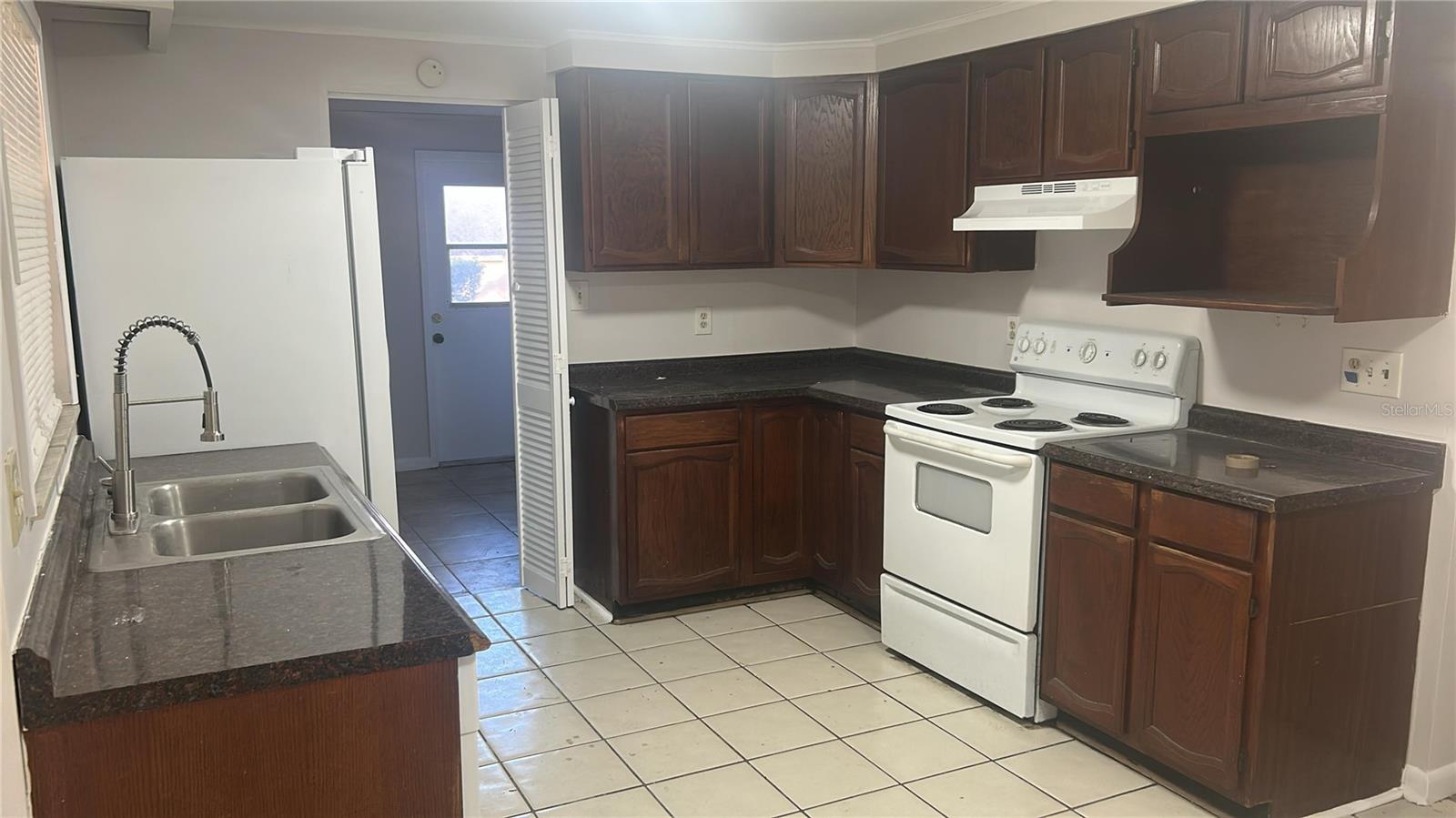 Image 5 of 20 For 1734 Elise Marie Drive