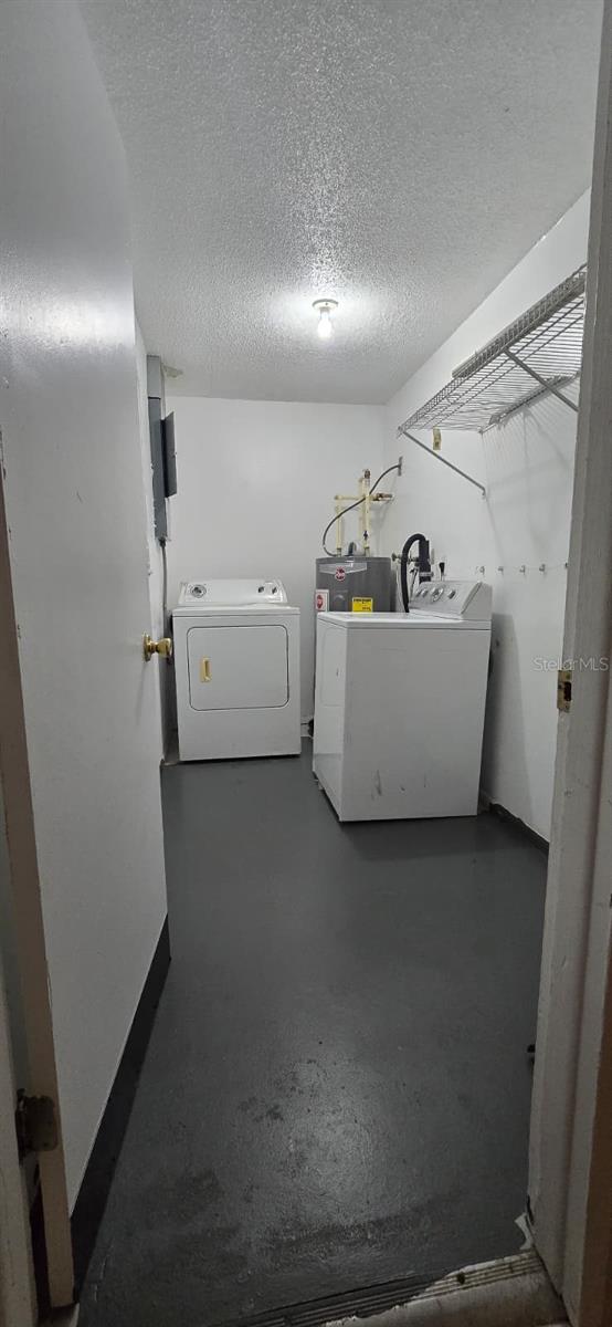 Image 9 of 21 For 401 Skylark Lane Nw