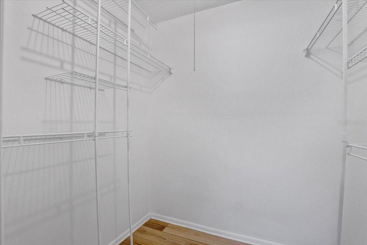 Image 19 of 34 For 350 79th Avenue N 204