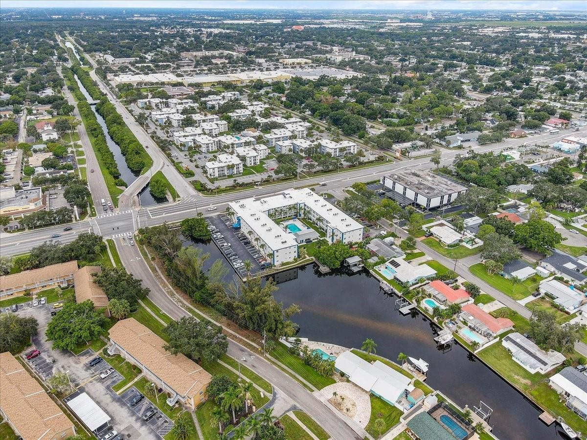 Image 25 of 34 For 350 79th Avenue N 204