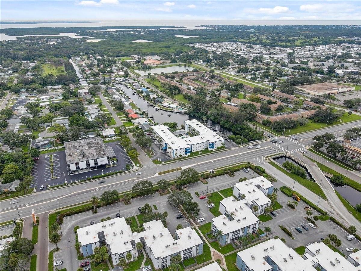 Image 26 of 34 For 350 79th Avenue N 204