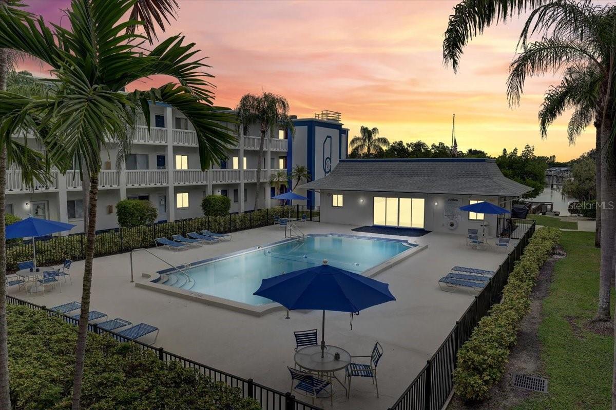 Image 29 of 34 For 350 79th Avenue N 204