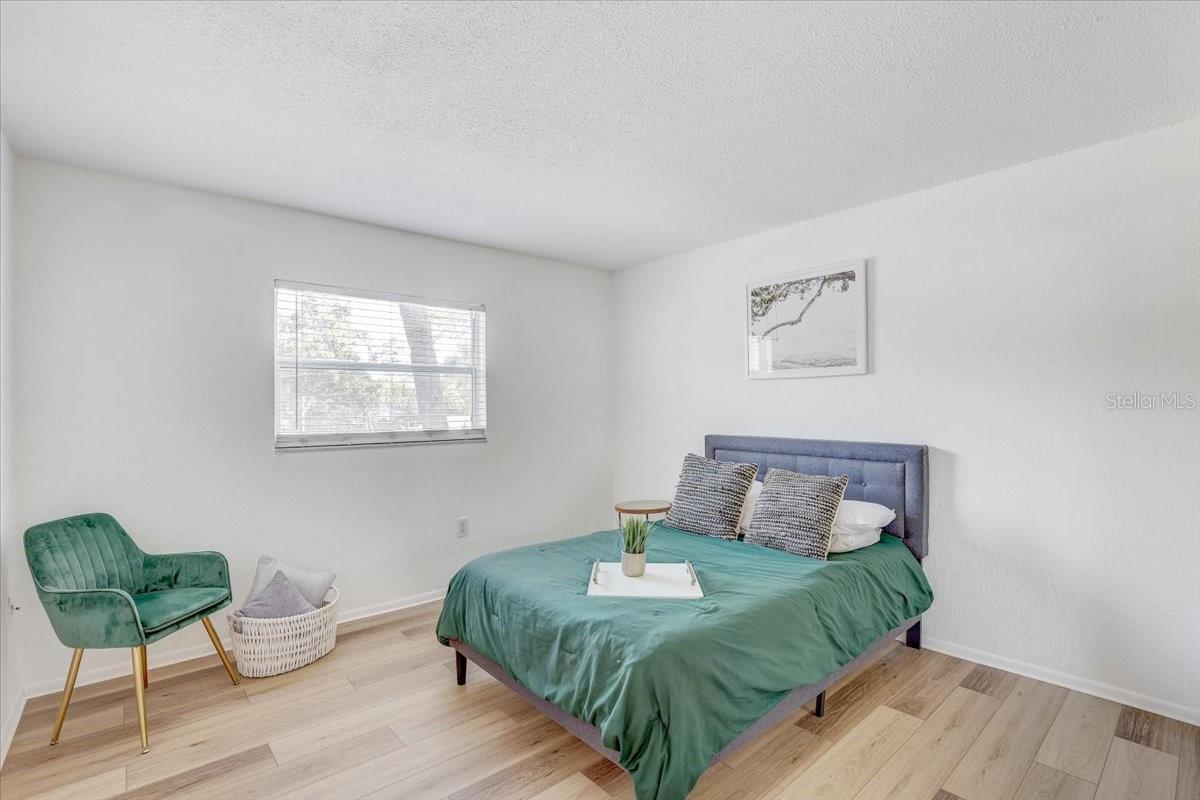 Image 5 of 34 For 350 79th Avenue N 204