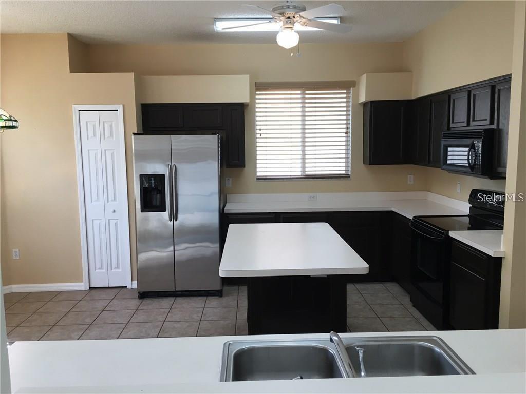 Image 6 of 13 For 4210 Harbor Lake Drive