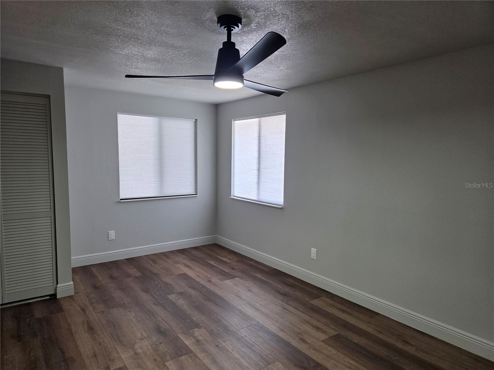 Image 15 of 26 For 604 Timber Bay Circle E