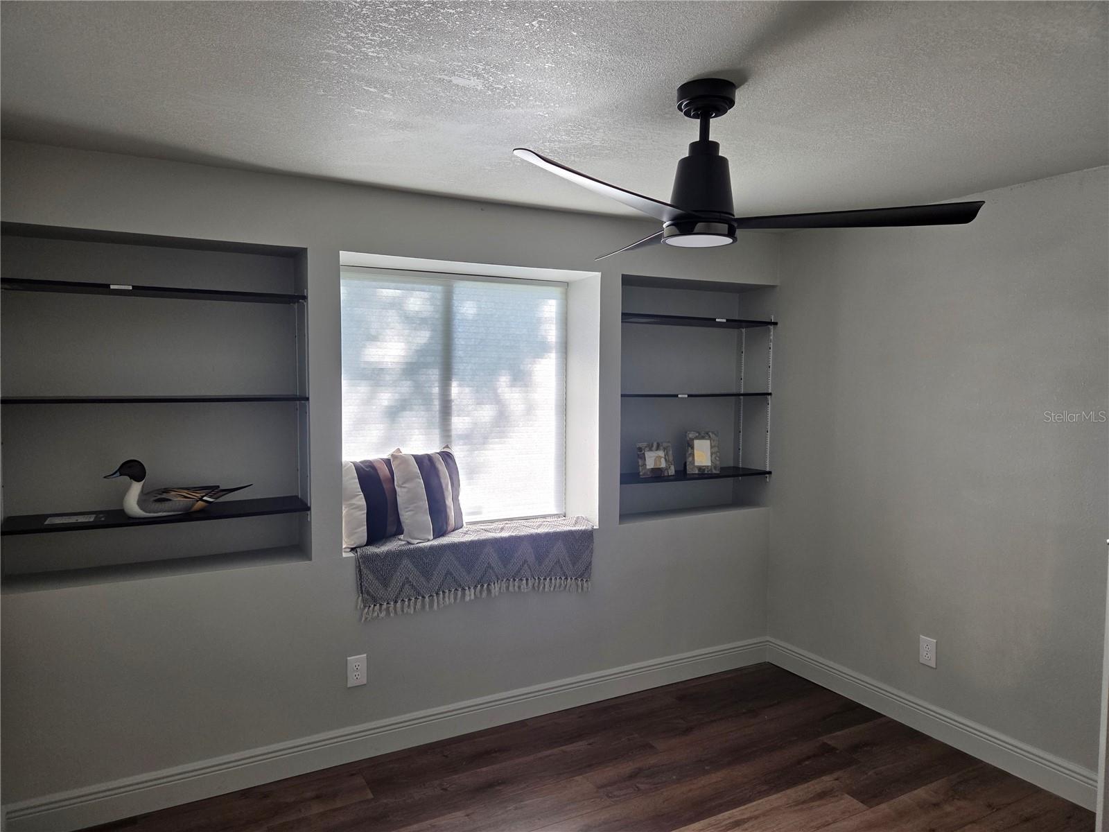 Image 18 of 26 For 604 Timber Bay Circle E