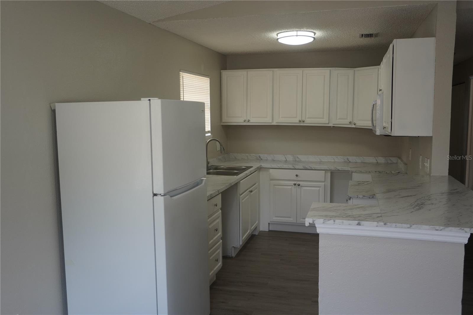 Image 3 of 12 For 8907 Willow Avenue 1-2