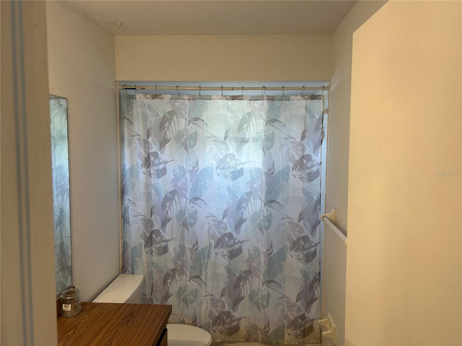 Image 18 of 27 For 6168 Mariner Boulevard