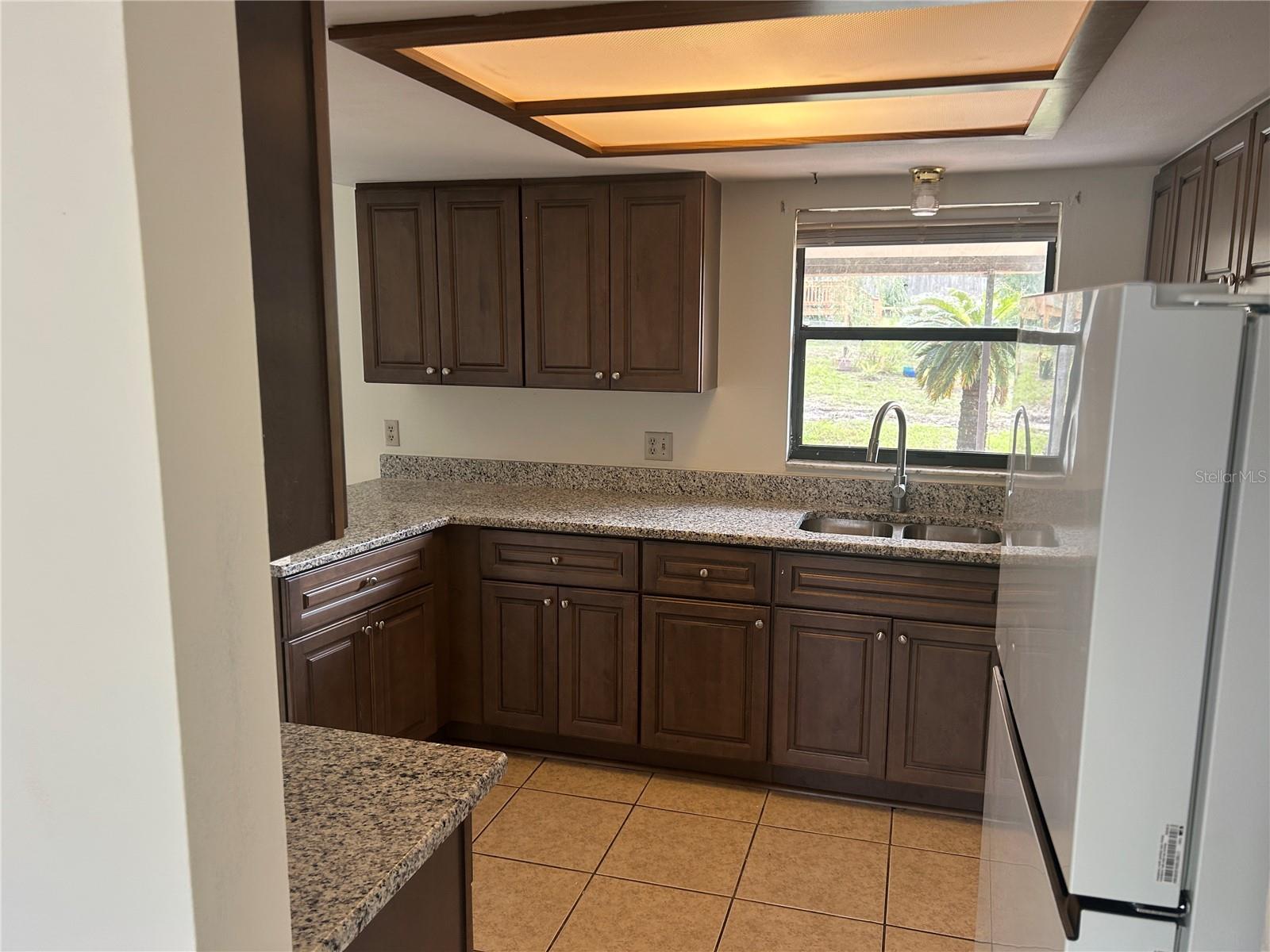 Image 4 of 27 For 6168 Mariner Boulevard