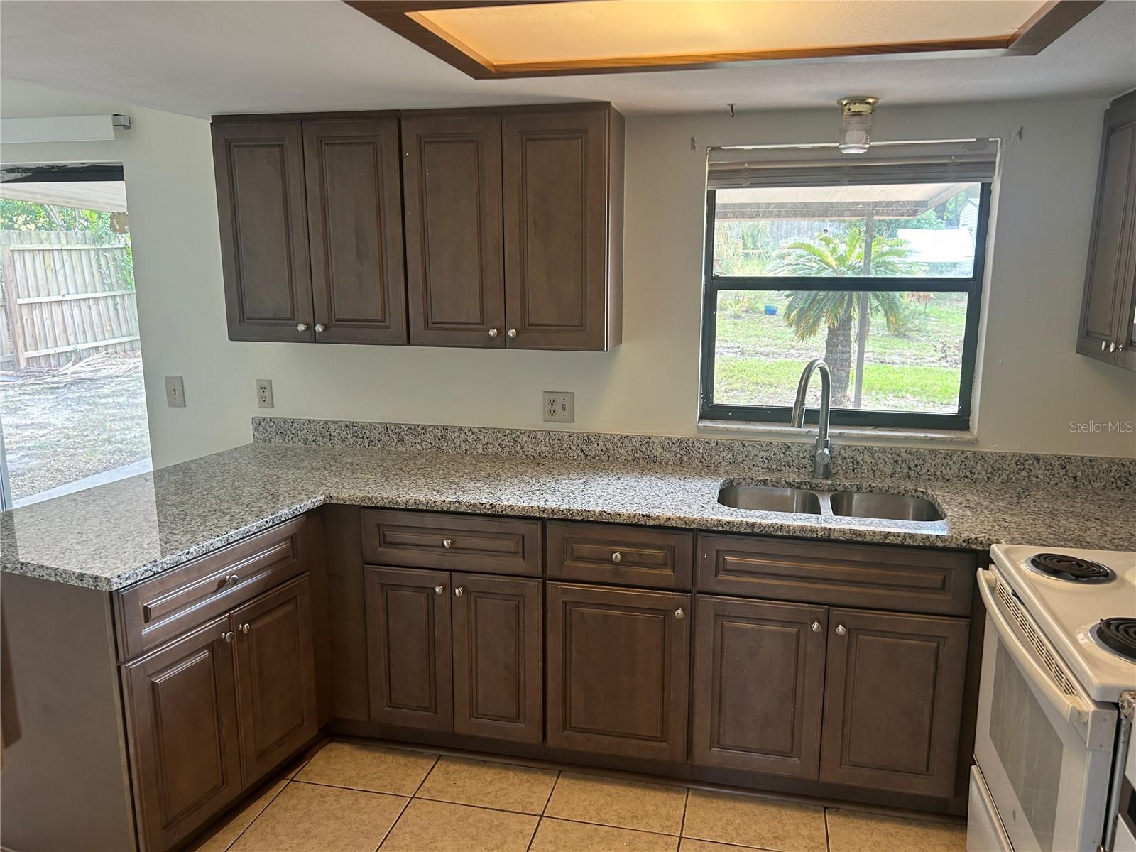 Image 6 of 27 For 6168 Mariner Boulevard