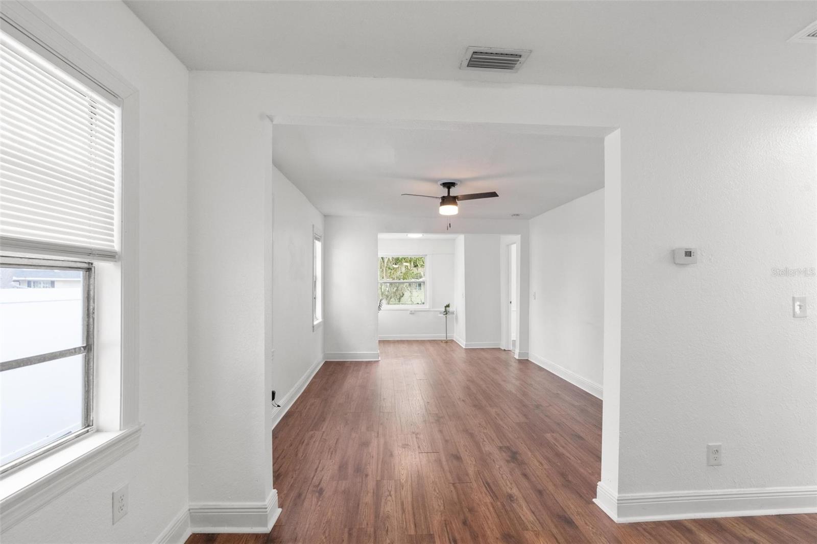 Image 12 of 30 For 2331 16th Avenue S