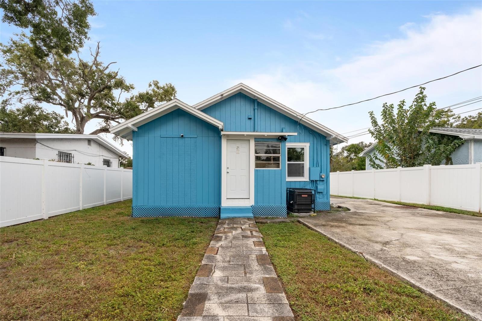 Image 27 of 30 For 2331 16th Avenue S