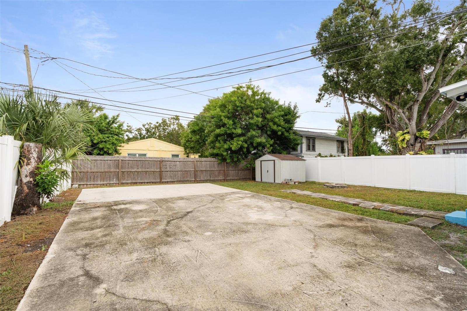 Image 29 of 30 For 2331 16th Avenue S