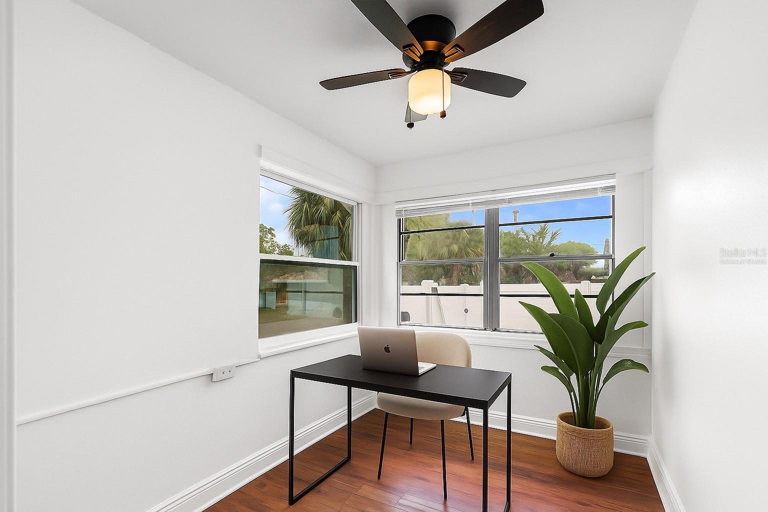 Image 6 of 30 For 2331 16th Avenue S