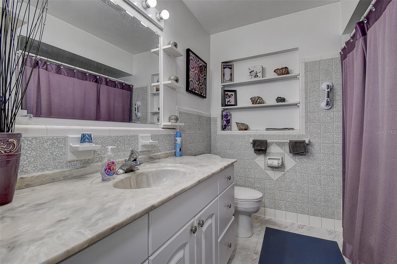 Image 19 of 30 For 594 Deville Drive E