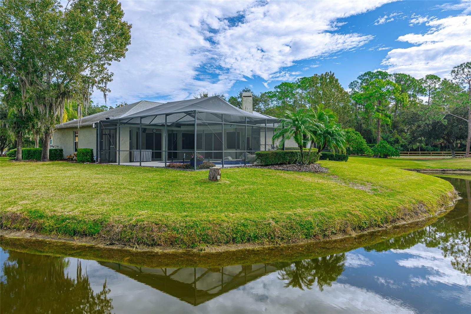 Image 18 of 74 For 4992 Augusta Avenue