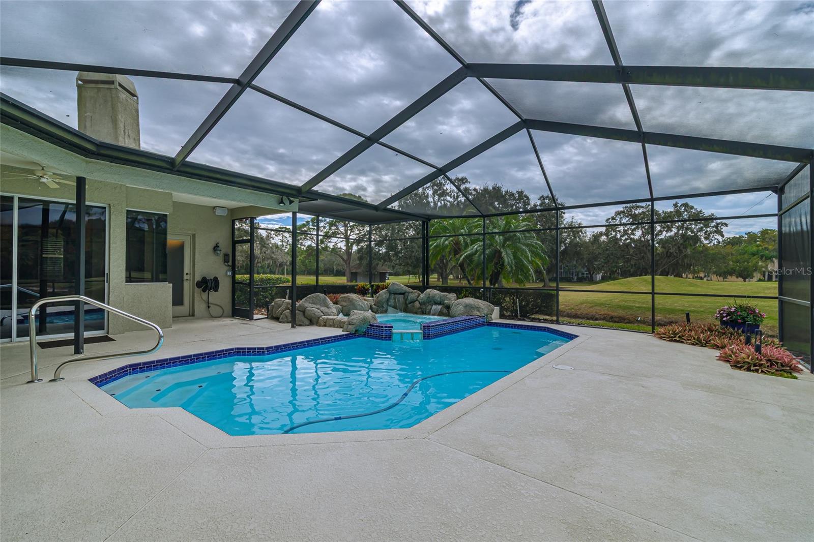 Image 70 of 74 For 4992 Augusta Avenue