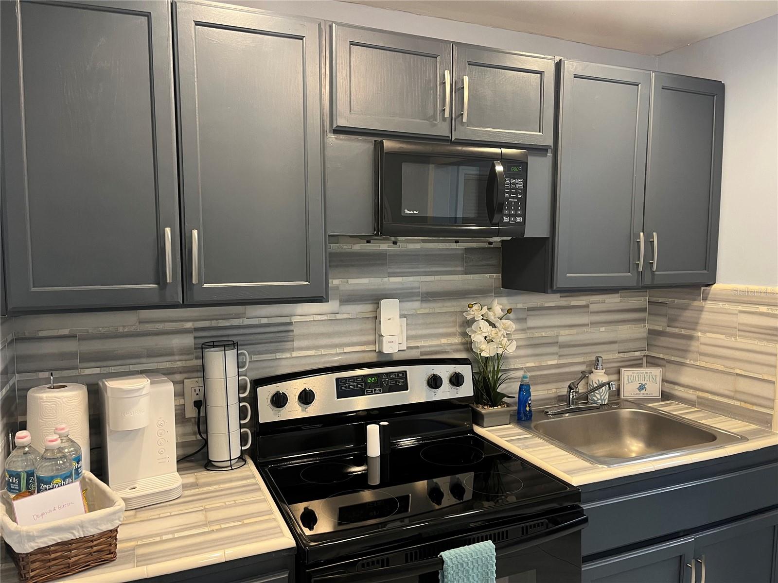 Image 4 of 11 For 1367 Michigan Avenue