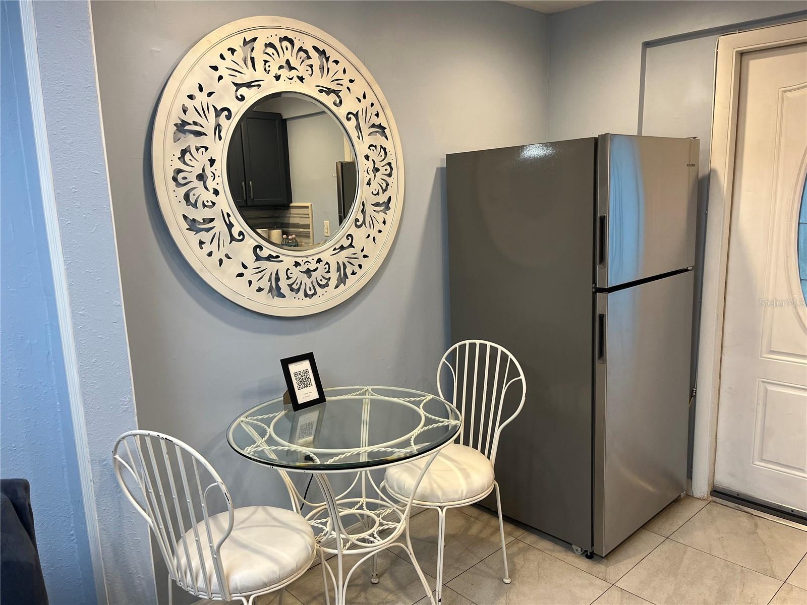 Image 5 of 11 For 1367 Michigan Avenue