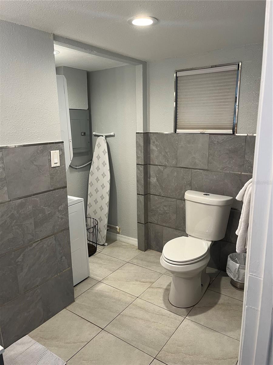 Image 8 of 11 For 1367 Michigan Avenue