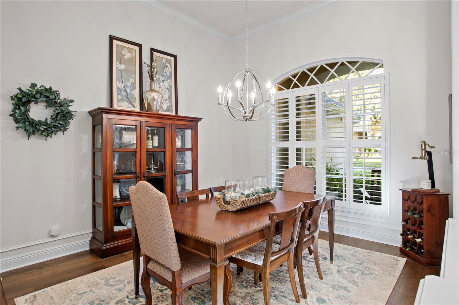 Listing photo id 8 for 15817 Sorawater Drive