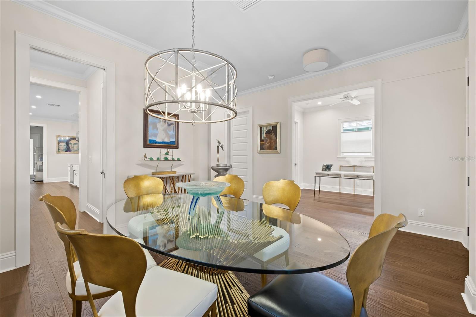 Image 24 of 59 For 319 12th Avenue Ne