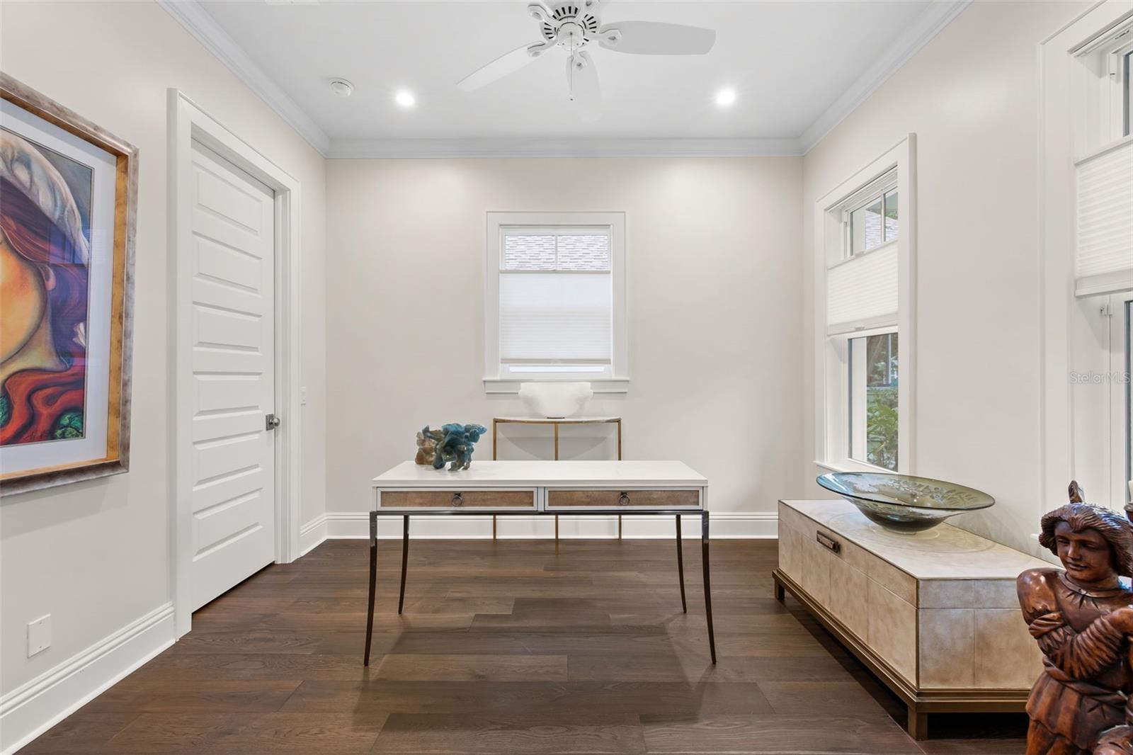 Image 25 of 59 For 319 12th Avenue Ne