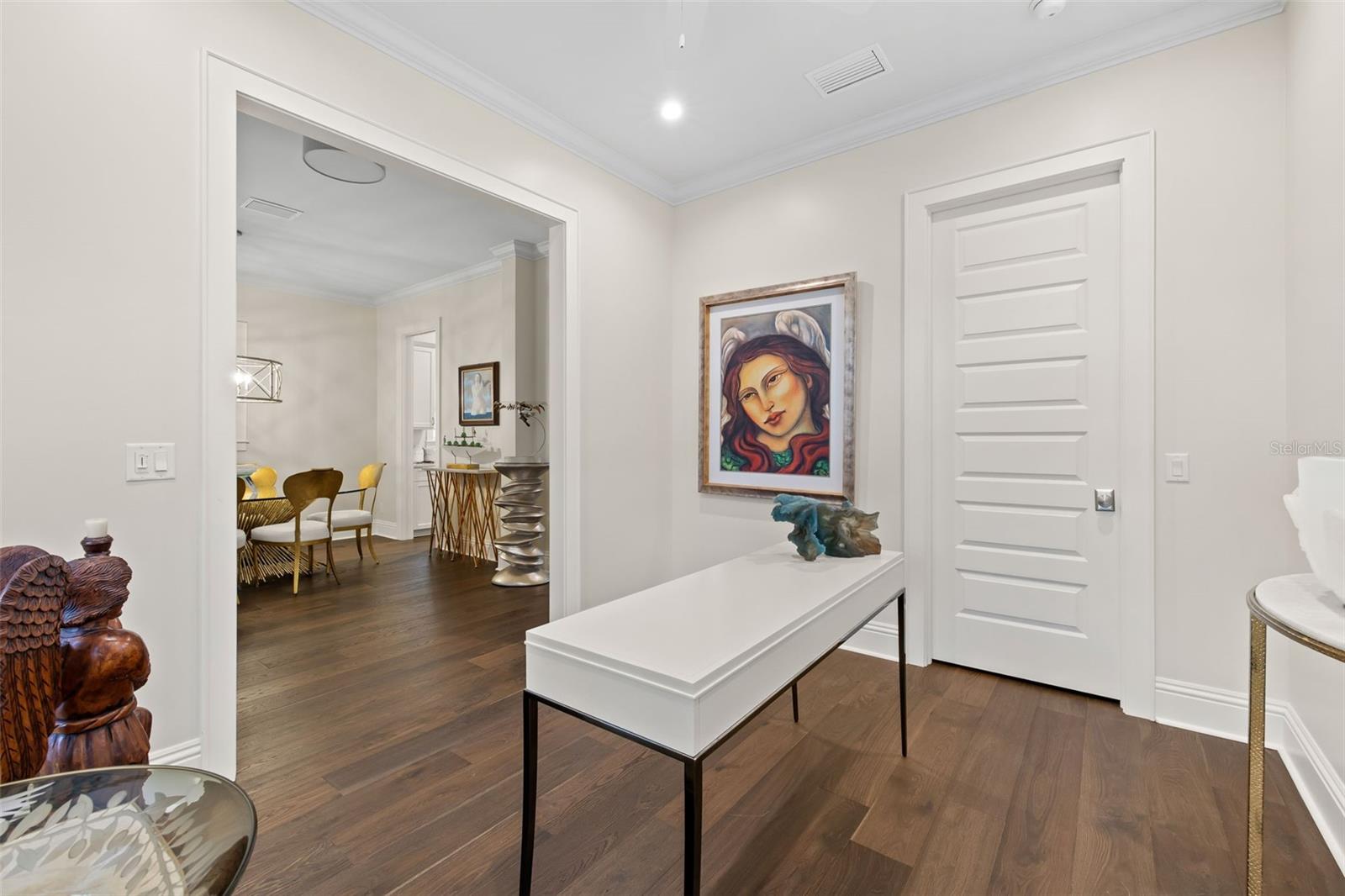 Image 26 of 59 For 319 12th Avenue Ne