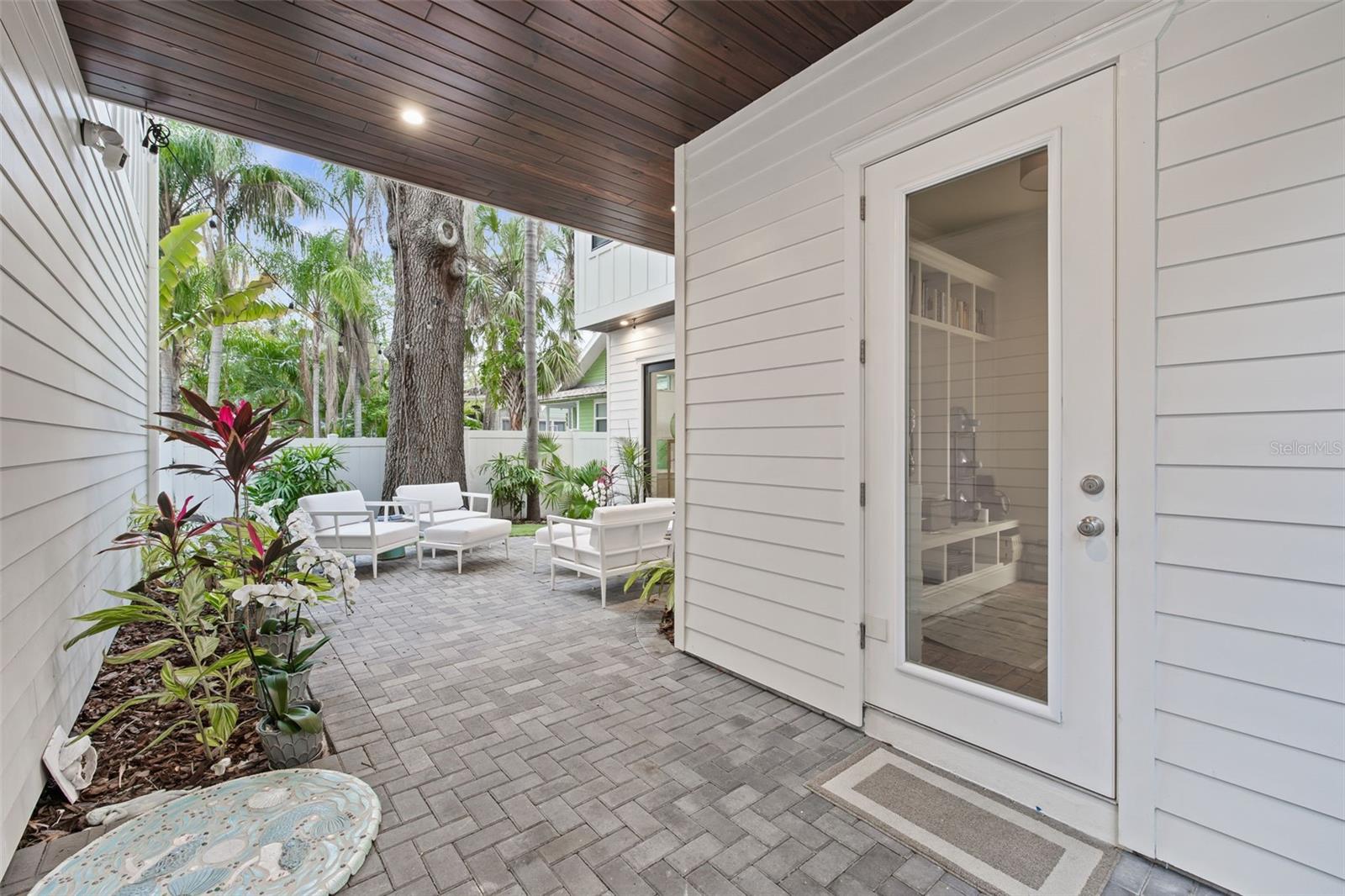 Image 58 of 59 For 319 12th Avenue Ne