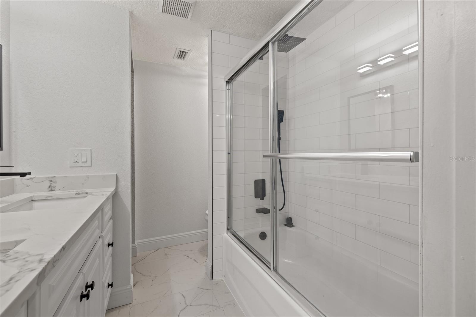 Image 18 of 26 For 12411 Titus Court 12411