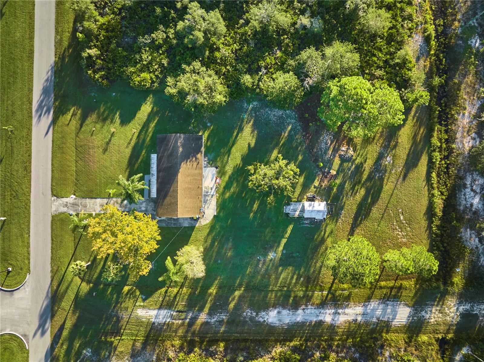 Image 43 of 46 For 2471 Park Avenue