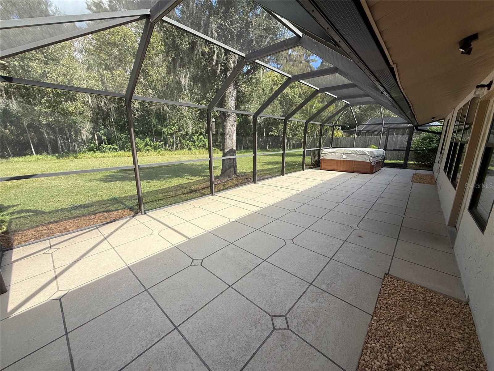 Image 30 of 46 For 525 Lakeview Drive