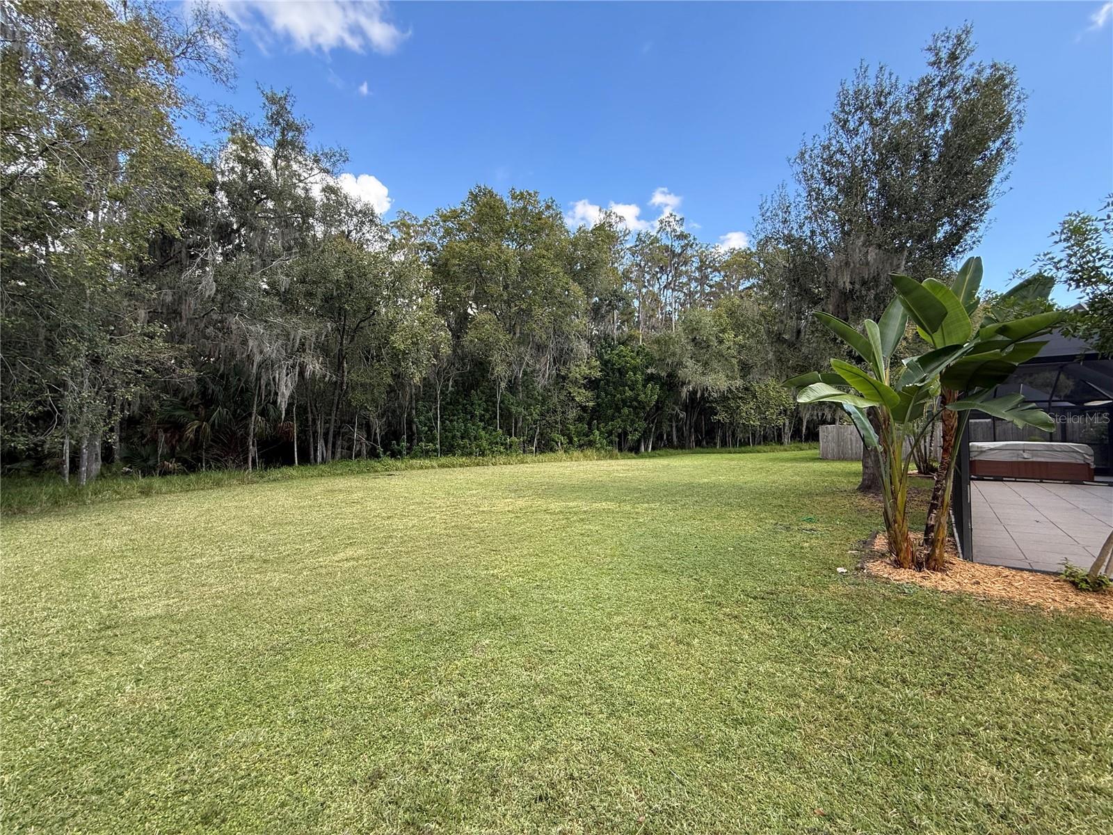 Image 33 of 46 For 525 Lakeview Drive