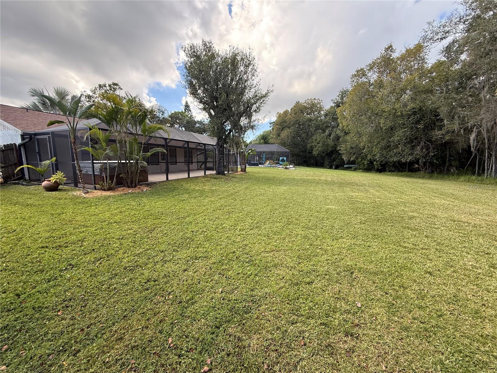 Image 36 of 46 For 525 Lakeview Drive