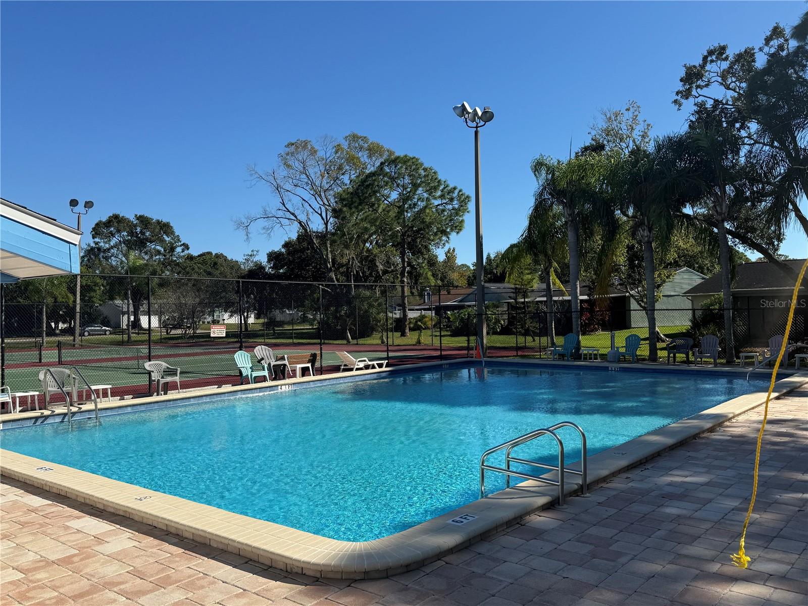 Image 38 of 46 For 525 Lakeview Drive