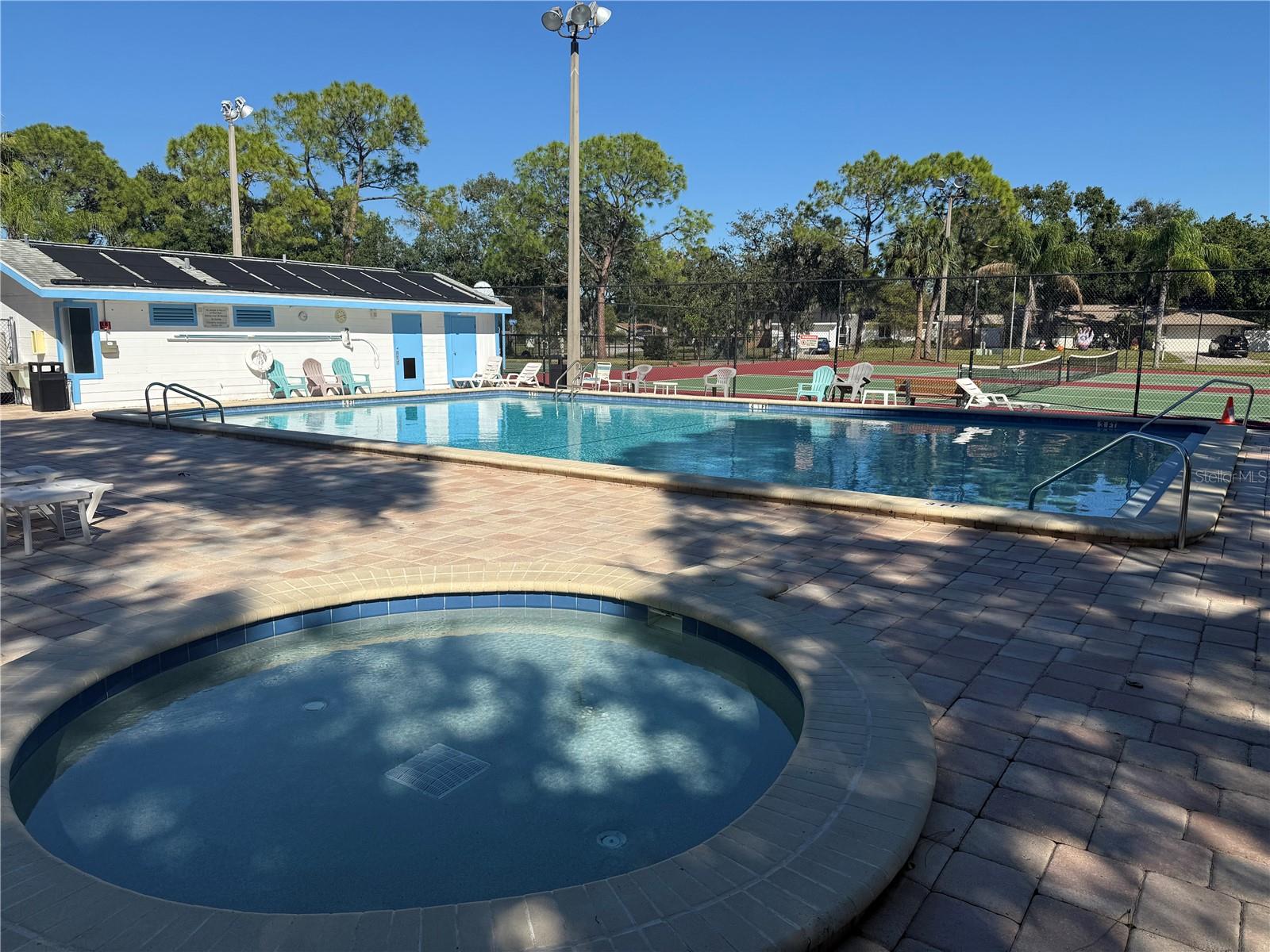 Image 39 of 46 For 525 Lakeview Drive