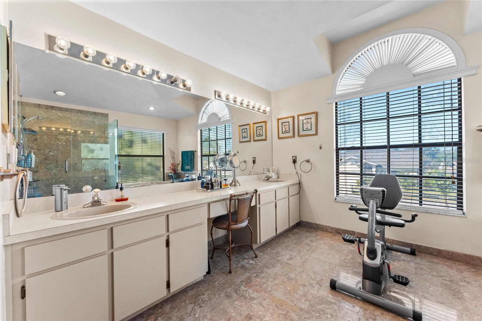 Image 34 of 64 For 11429 Zenith Circle