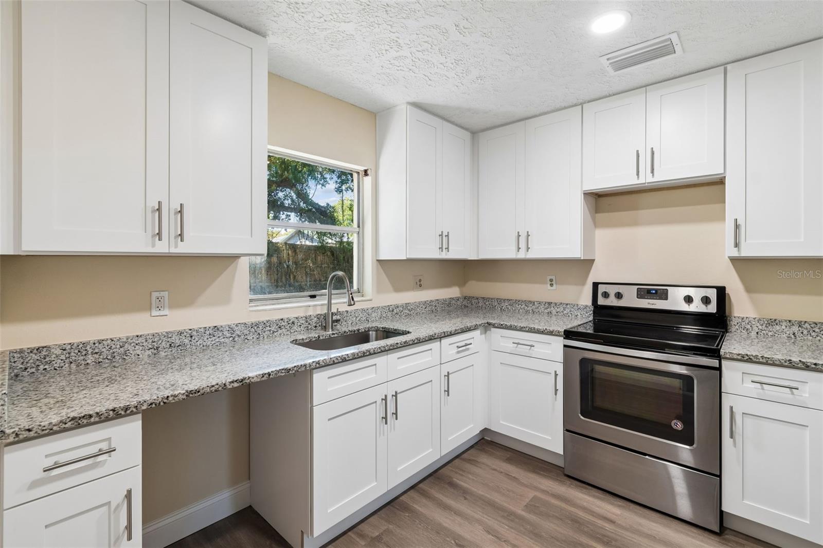 Image 13 of 41 For 4028 Truman Drive