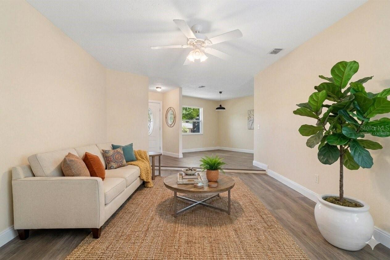 Image 18 of 41 For 4028 Truman Drive