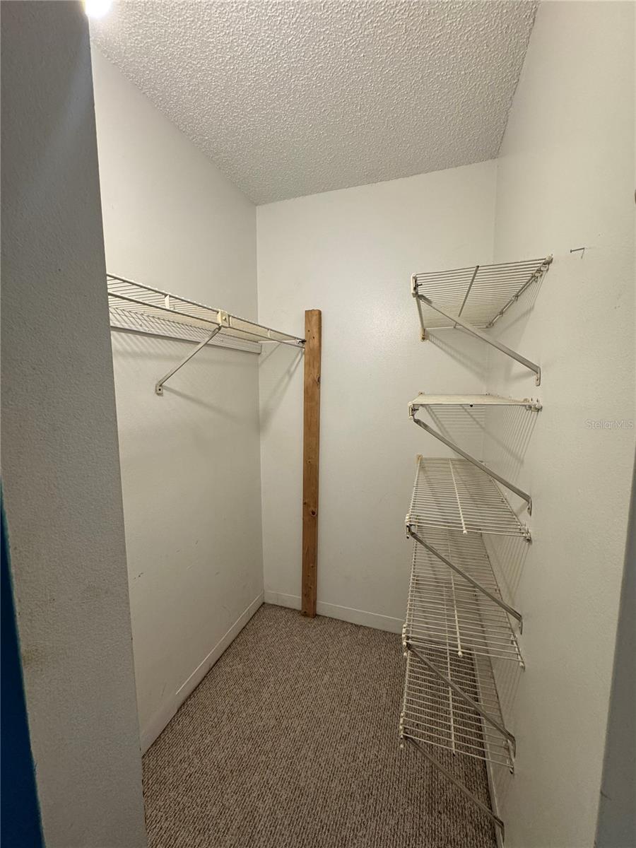 Image 6 of 11 For 4508 Oak Drive T22