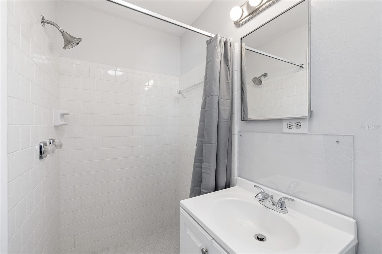 Image 24 of 33 For 11095 56th Avenue N