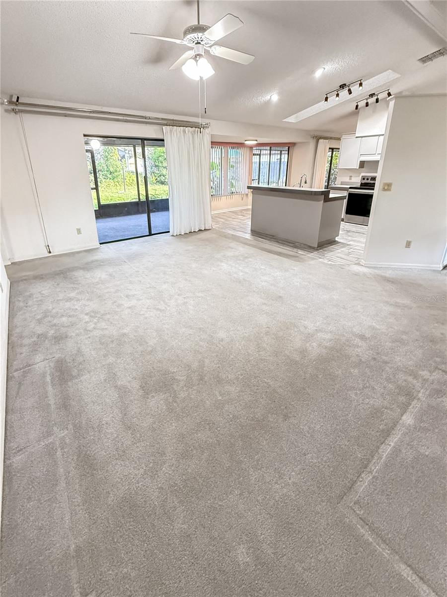 Image 11 of 36 For 8143 Wooden Drive