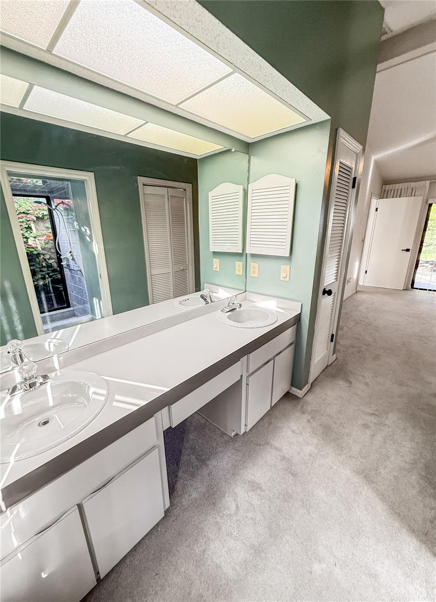 Image 25 of 36 For 8143 Wooden Drive